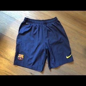 NWT NIKE Men’s DRI-FIT Blue L Soccer Shorts
